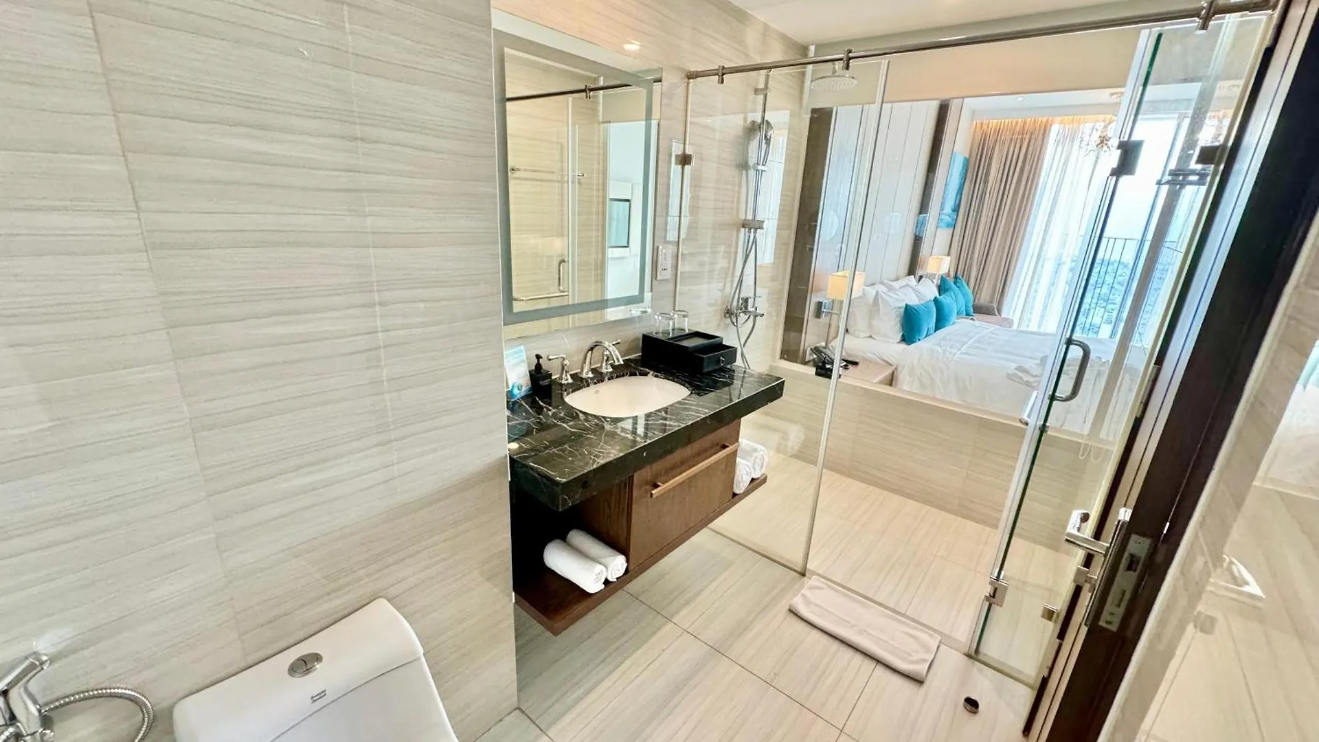 Panorama Nha Trang Beach Hotel