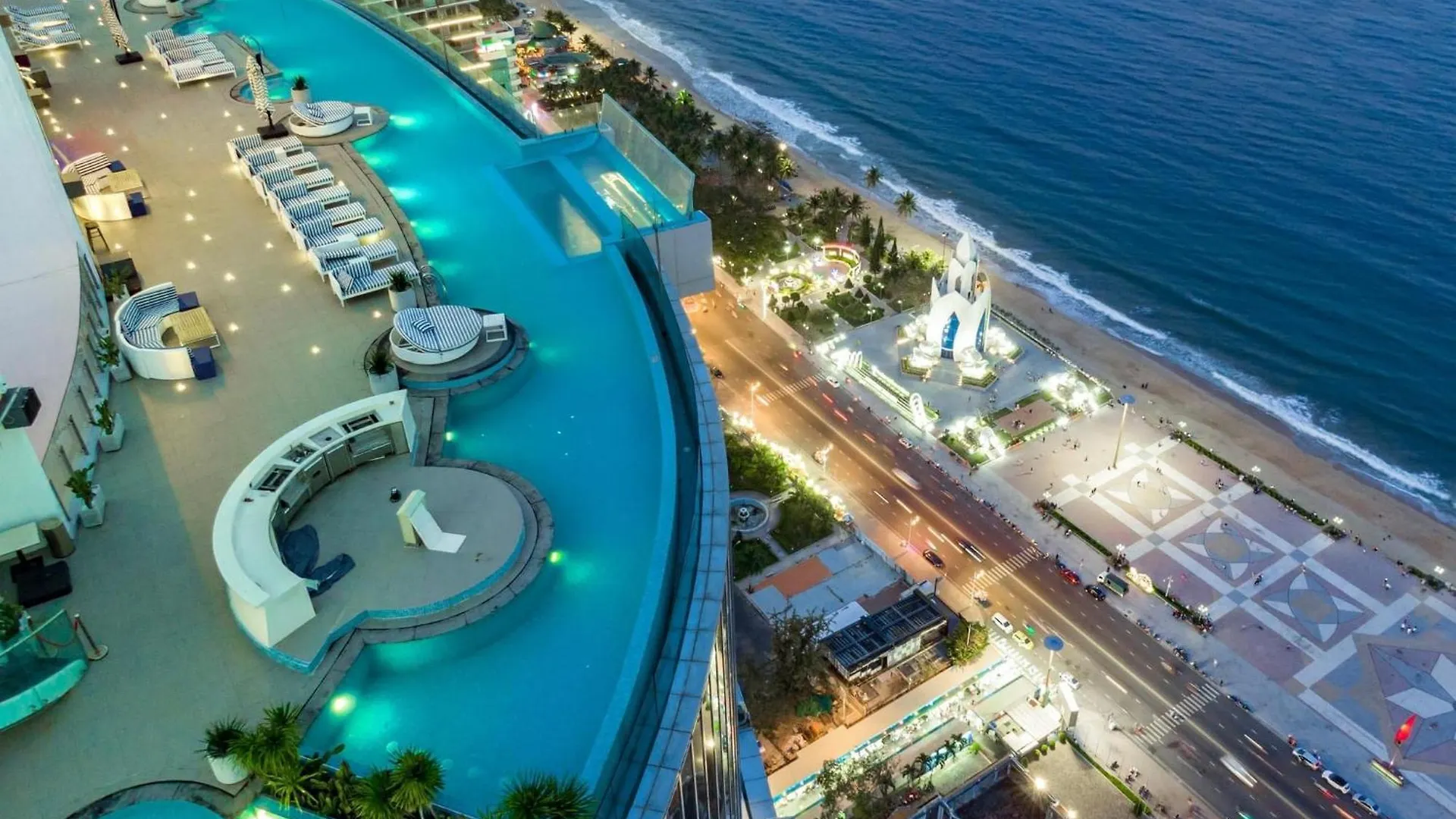 Panorama Nha Trang Beach Hotel
